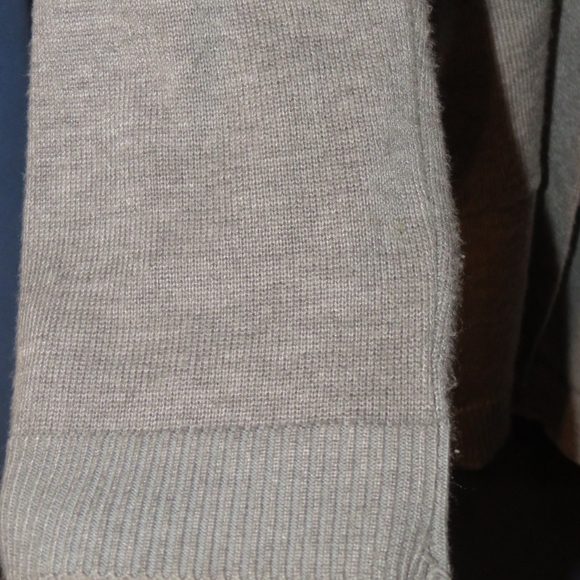 Long Cardigan - Picture 3 of 6